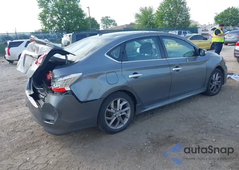 2015 Nissan Sentra Sr z USA, uszkodzony, nr VIN 3N1AB7AP3FY297396